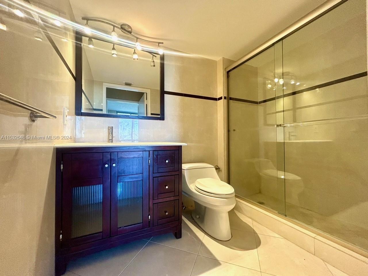 3400 NE 192nd St 1607, Aventura, Florida 33180, 2 Bedrooms Bedrooms, ,2 BathroomsBathrooms,Residential,For Sale,3400 NE 192nd St 1607,A11532648