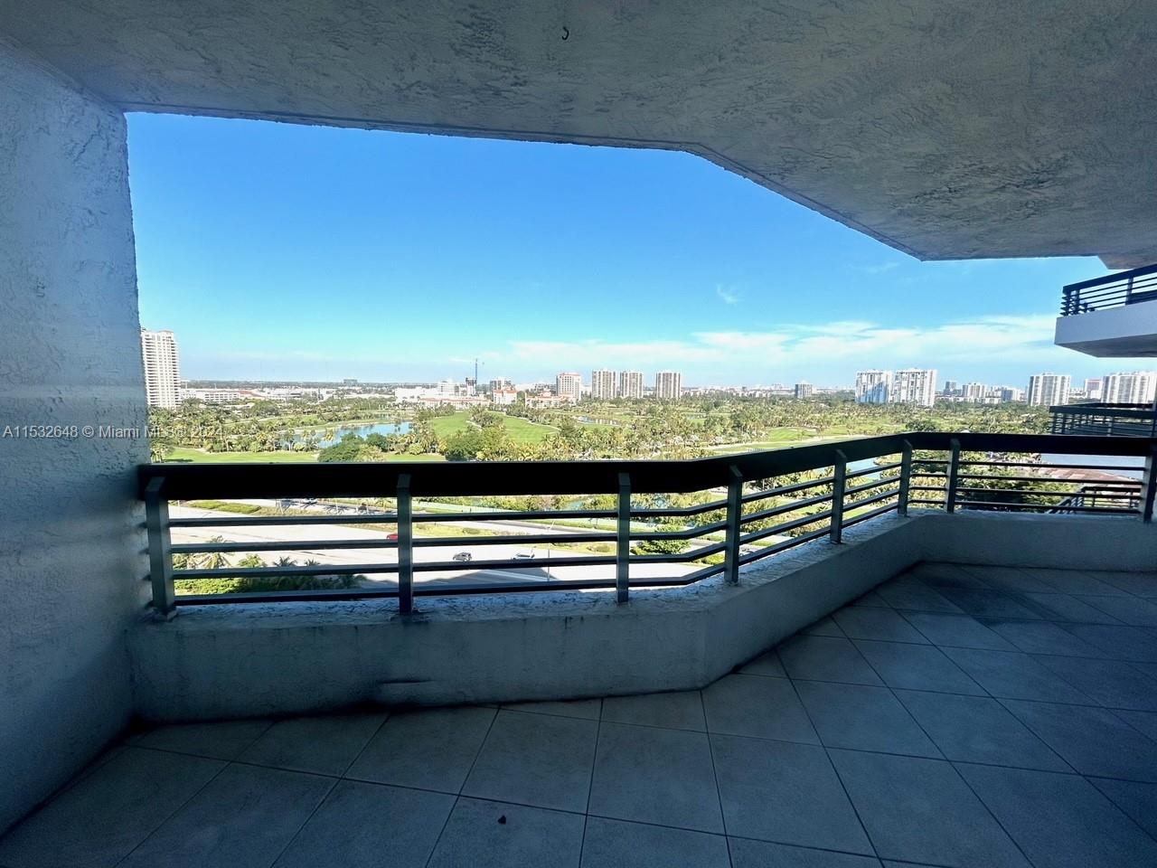 3400 NE 192nd St 1607, Aventura, Florida 33180, 2 Bedrooms Bedrooms, ,2 BathroomsBathrooms,Residential,For Sale,3400 NE 192nd St 1607,A11532648