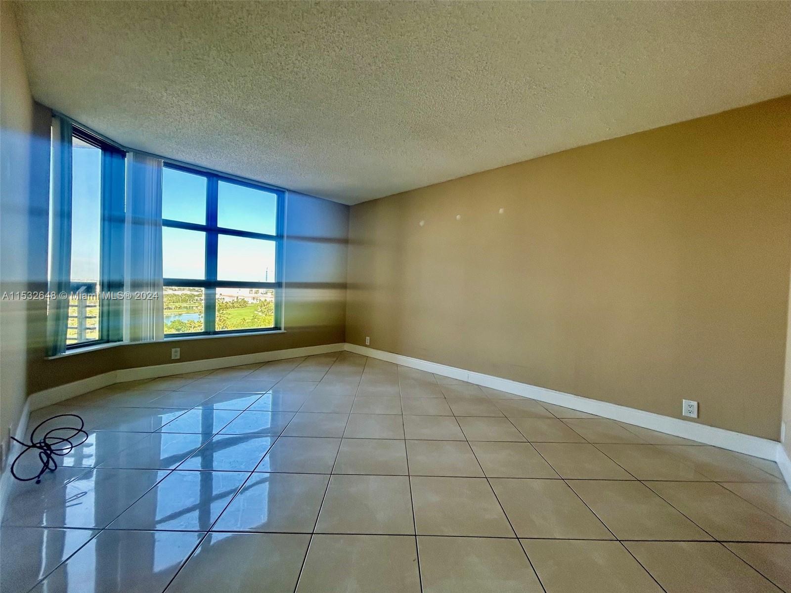 3400 NE 192nd St 1607, Aventura, Florida 33180, 2 Bedrooms Bedrooms, ,2 BathroomsBathrooms,Residential,For Sale,3400 NE 192nd St 1607,A11532648