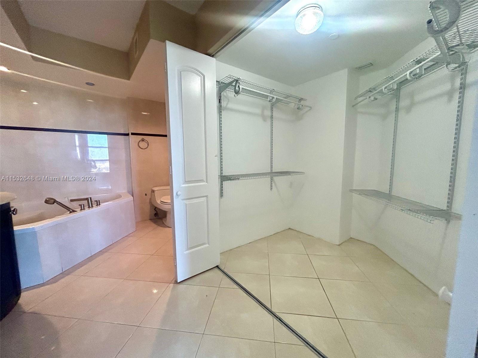 3400 NE 192nd St 1607, Aventura, Florida 33180, 2 Bedrooms Bedrooms, ,2 BathroomsBathrooms,Residential,For Sale,3400 NE 192nd St 1607,A11532648
