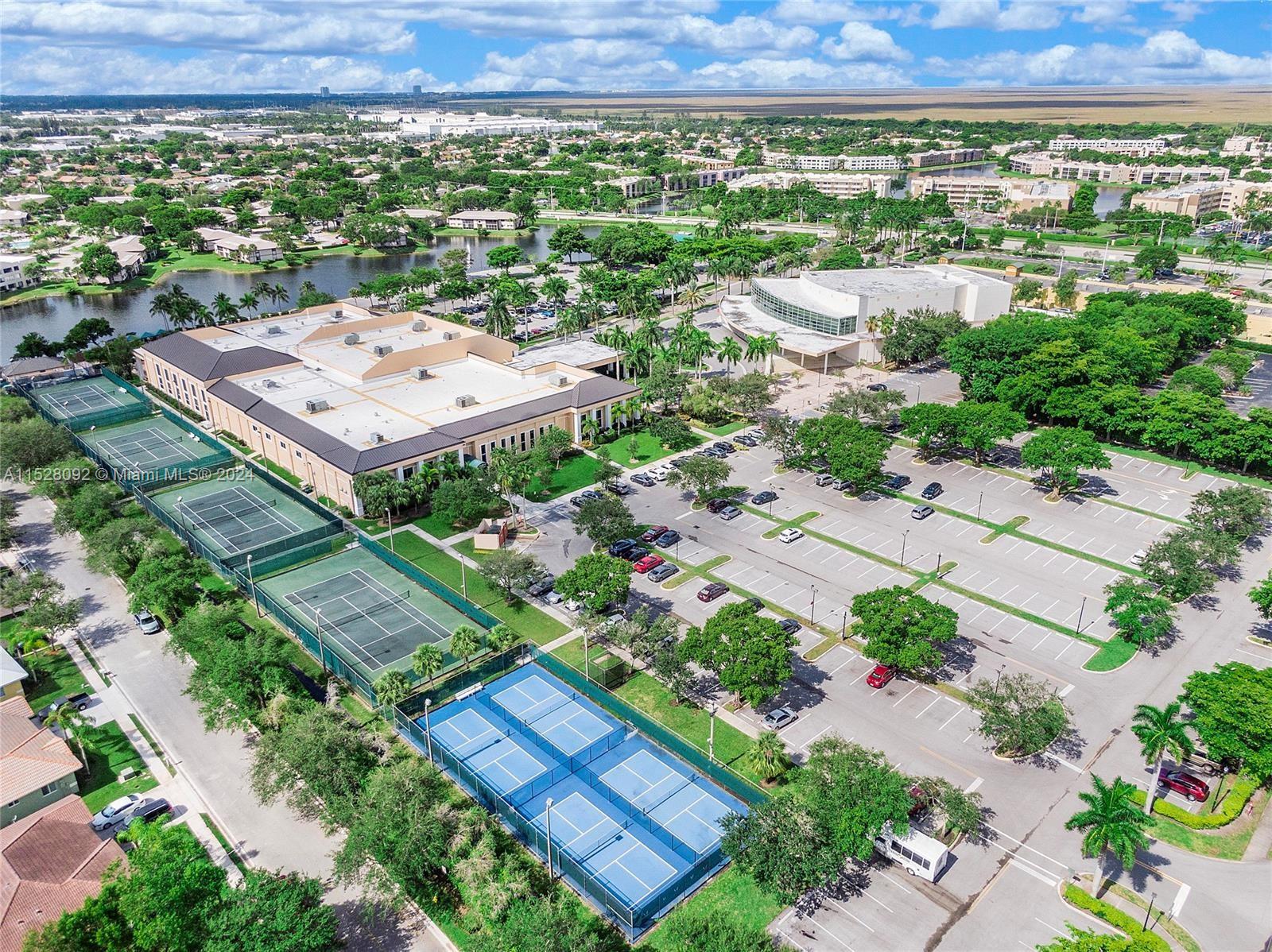 7248 S Devon Dr 104, Tamarac, Florida 33321, 2 Bedrooms Bedrooms, ,2 BathroomsBathrooms,Residential,For Sale,7248 S Devon Dr 104,A11528092