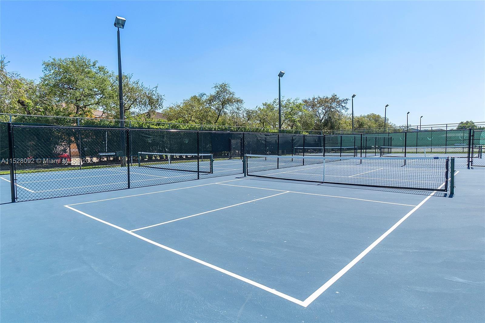 7248 S Devon Dr 104, Tamarac, Florida 33321, 2 Bedrooms Bedrooms, ,2 BathroomsBathrooms,Residential,For Sale,7248 S Devon Dr 104,A11528092