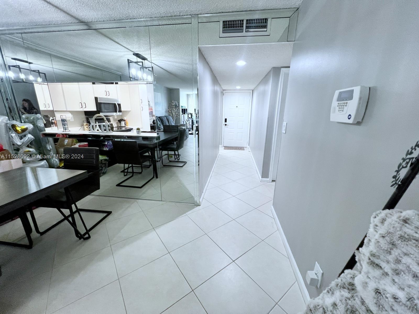 7248 S Devon Dr 104, Tamarac, Florida 33321, 2 Bedrooms Bedrooms, ,2 BathroomsBathrooms,Residential,For Sale,7248 S Devon Dr 104,A11528092