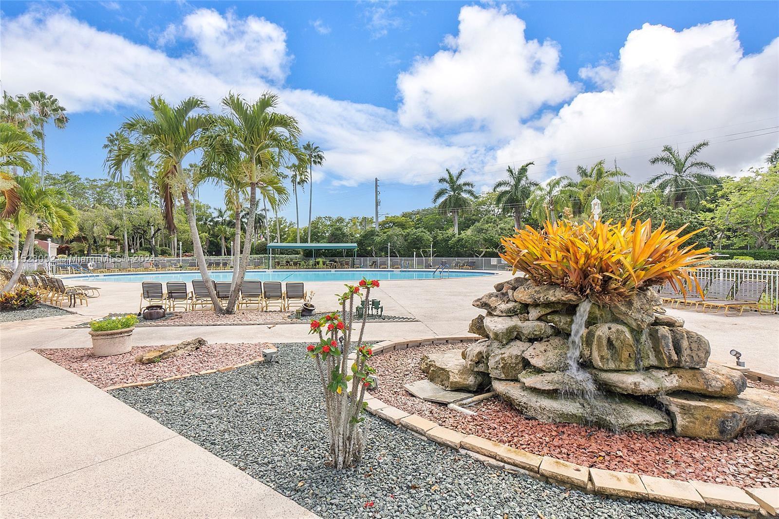 7248 S Devon Dr 104, Tamarac, Florida 33321, 2 Bedrooms Bedrooms, ,2 BathroomsBathrooms,Residential,For Sale,7248 S Devon Dr 104,A11528092