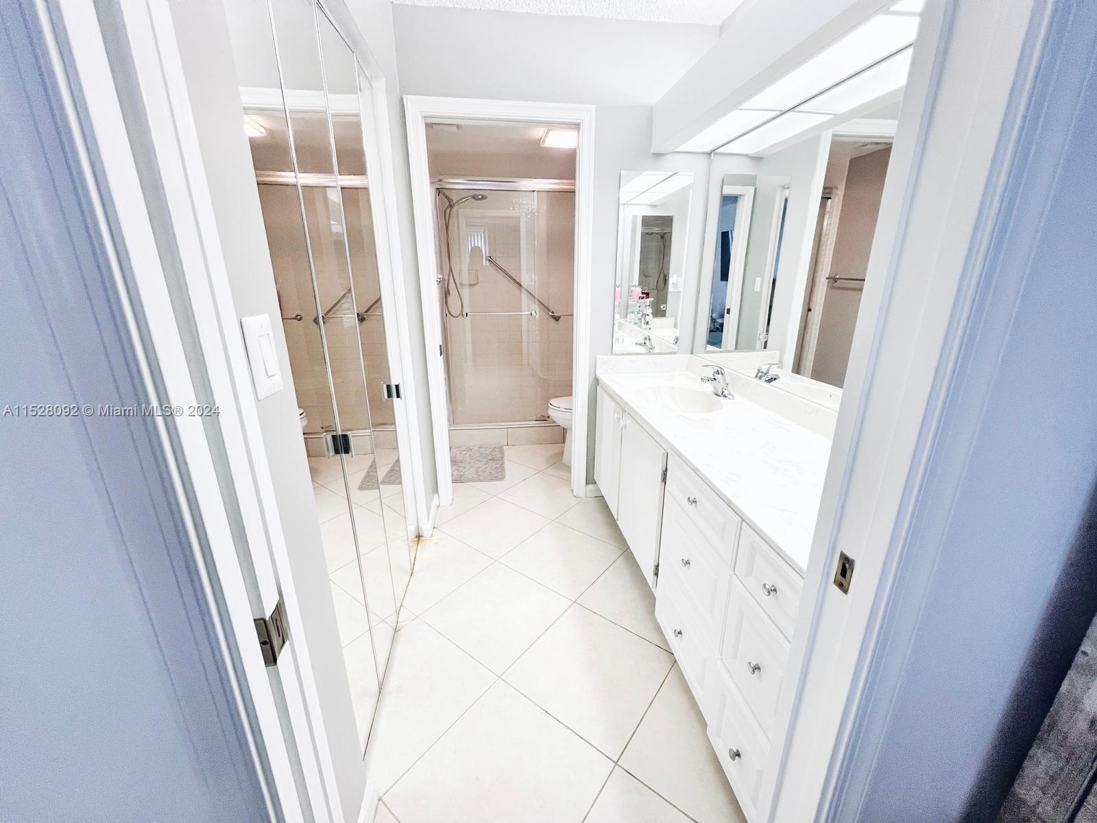 7248 S Devon Dr 104, Tamarac, Florida 33321, 2 Bedrooms Bedrooms, ,2 BathroomsBathrooms,Residential,For Sale,7248 S Devon Dr 104,A11528092