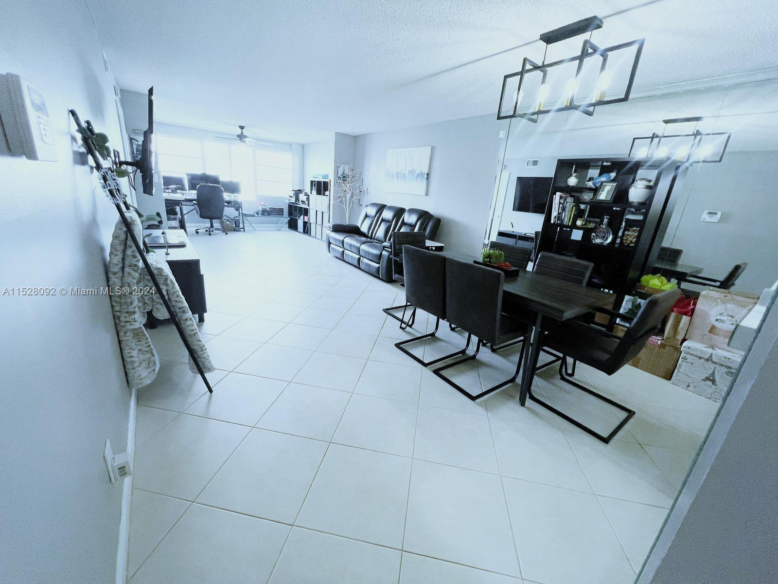 7248 S Devon Dr 104, Tamarac, Florida 33321, 2 Bedrooms Bedrooms, ,2 BathroomsBathrooms,Residential,For Sale,7248 S Devon Dr 104,A11528092