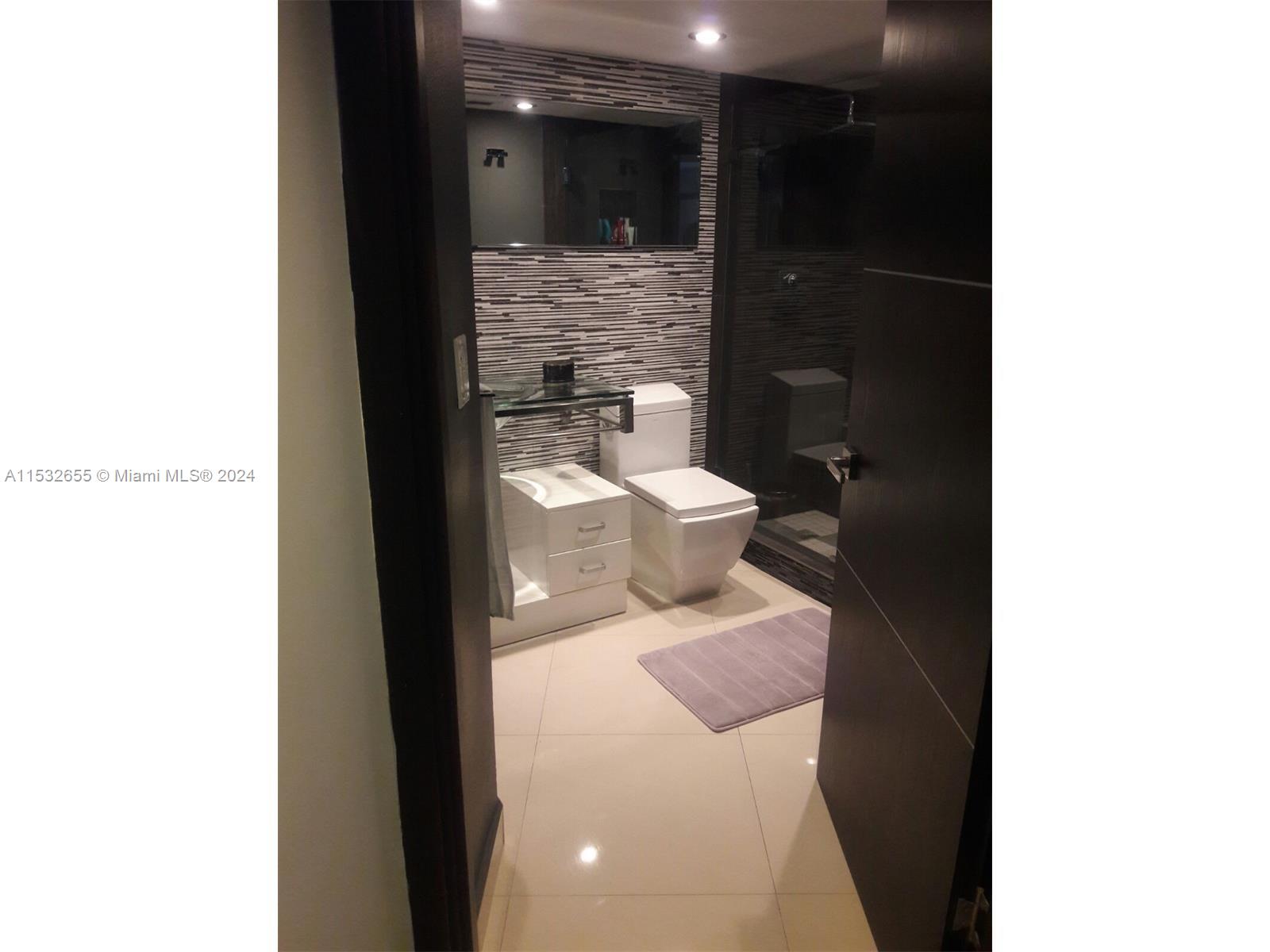 3600 Mystic Pointe Dr 409, Aventura, Florida 33180, 2 Bedrooms Bedrooms, ,2 BathroomsBathrooms,Residentiallease,For Rent,3600 Mystic Pointe Dr 409,A11532655