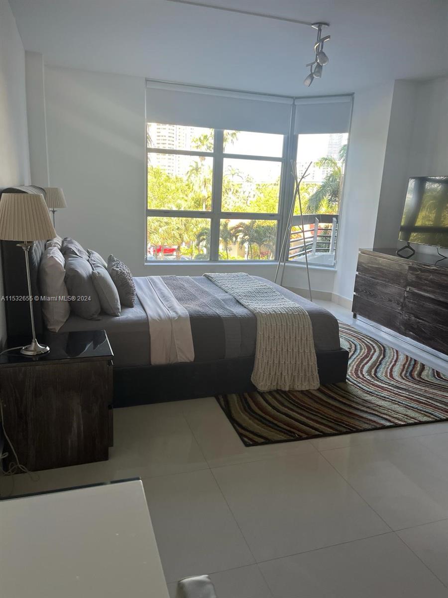 3600 Mystic Pointe Dr 409, Aventura, Florida 33180, 2 Bedrooms Bedrooms, ,2 BathroomsBathrooms,Residentiallease,For Rent,3600 Mystic Pointe Dr 409,A11532655