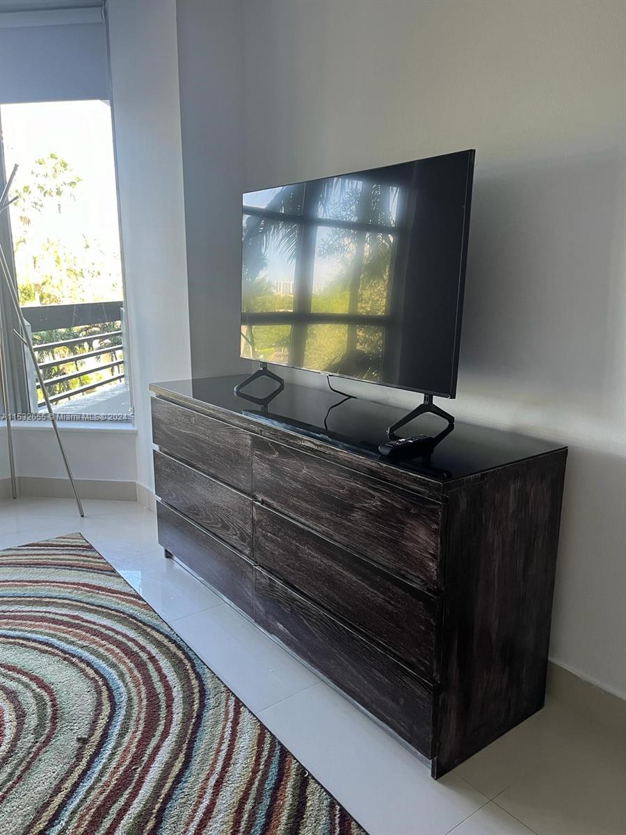 3600 Mystic Pointe Dr 409, Aventura, Florida 33180, 2 Bedrooms Bedrooms, ,2 BathroomsBathrooms,Residentiallease,For Rent,3600 Mystic Pointe Dr 409,A11532655