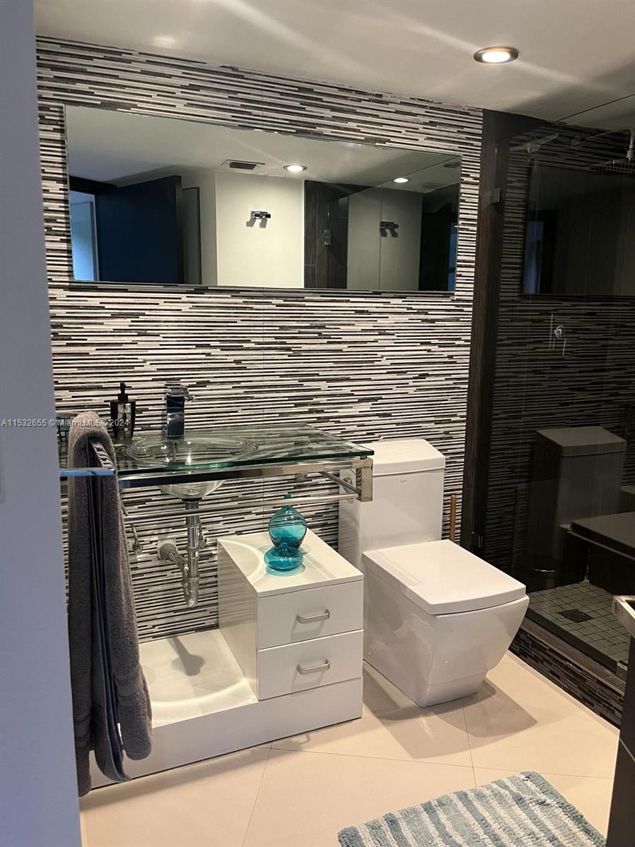 3600 Mystic Pointe Dr 409, Aventura, Florida 33180, 2 Bedrooms Bedrooms, ,2 BathroomsBathrooms,Residentiallease,For Rent,3600 Mystic Pointe Dr 409,A11532655