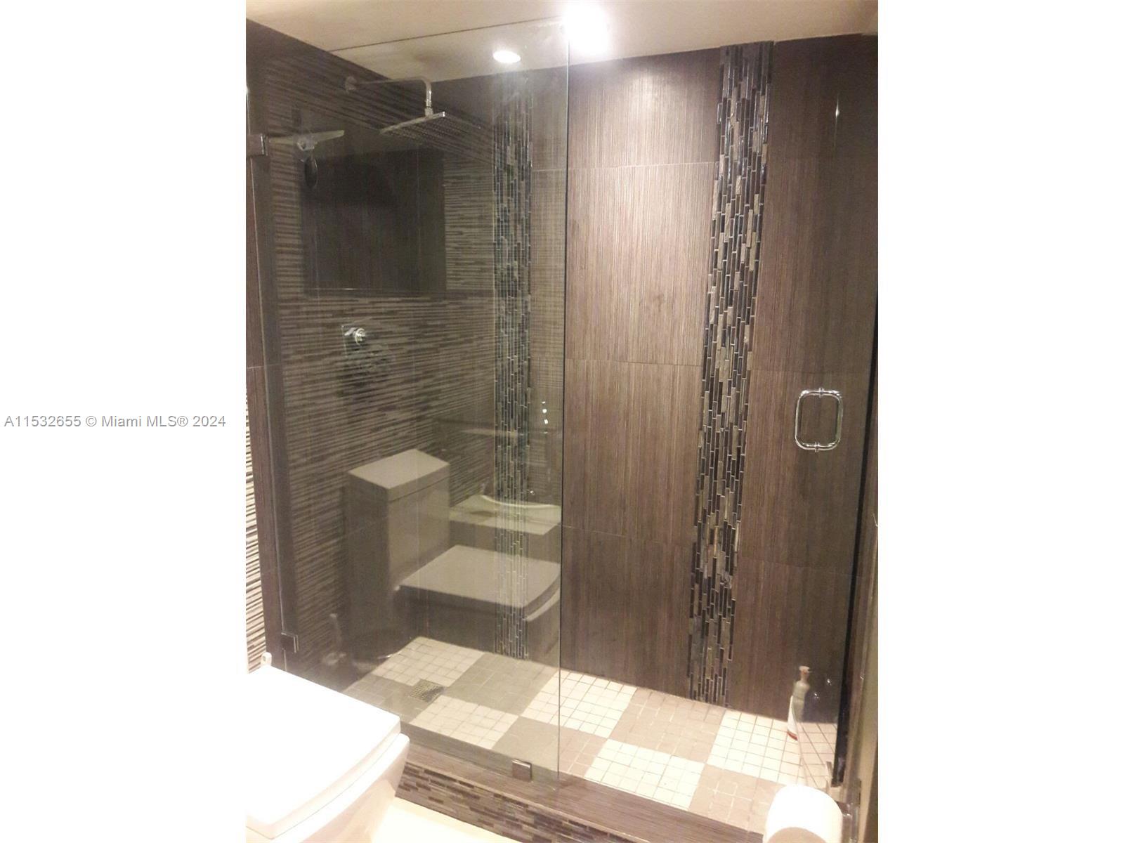 3600 Mystic Pointe Dr 409, Aventura, Florida 33180, 2 Bedrooms Bedrooms, ,2 BathroomsBathrooms,Residentiallease,For Rent,3600 Mystic Pointe Dr 409,A11532655