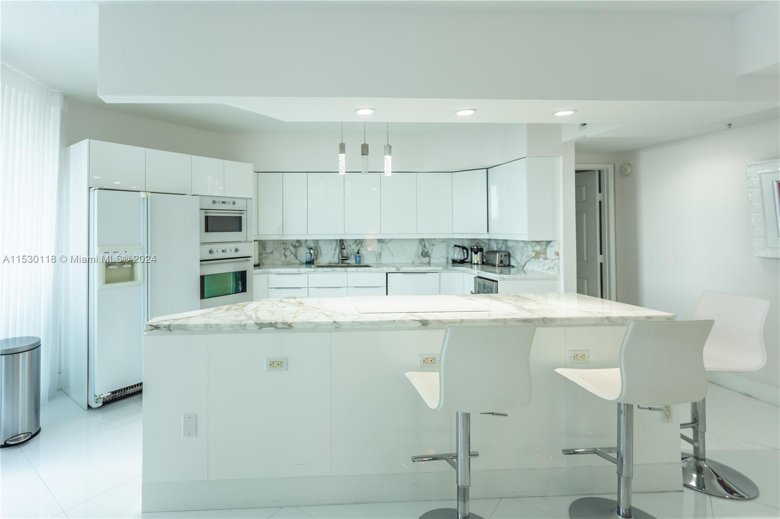3370 Hidden Bay Dr, Aventura, FL, 33180 United States, 2 Bedrooms Bedrooms, ,2 BathroomsBathrooms,Residential,For Sale,Hidden Bay Dr,A11530118