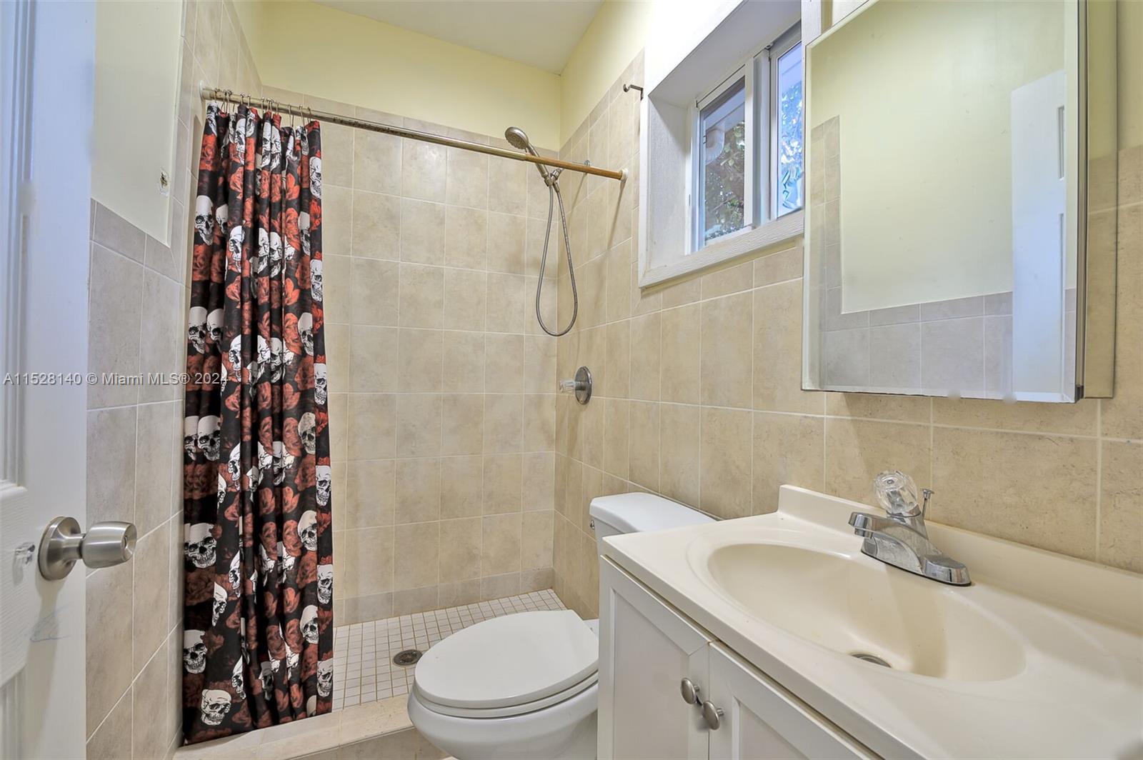 2481 NW 14th St, Miami, Florida 33125, 3 Bedrooms Bedrooms, ,2 BathroomsBathrooms,Residential,For Sale,2481 NW 14th St,A11528140