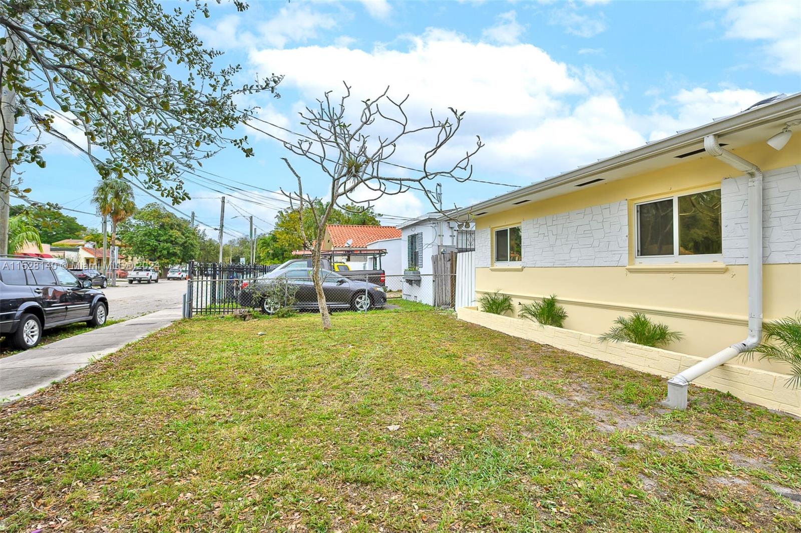 2481 NW 14th St, Miami, Florida 33125, 3 Bedrooms Bedrooms, ,2 BathroomsBathrooms,Residential,For Sale,2481 NW 14th St,A11528140