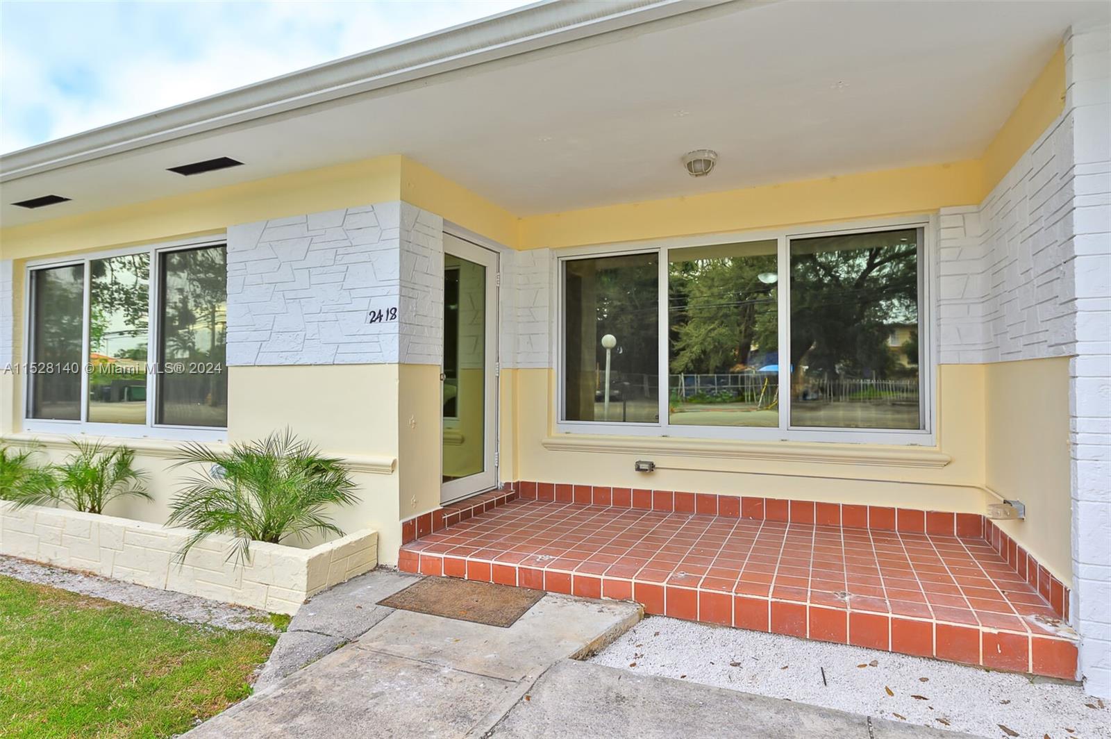 2481 NW 14th St, Miami, Florida 33125, 3 Bedrooms Bedrooms, ,2 BathroomsBathrooms,Residential,For Sale,2481 NW 14th St,A11528140