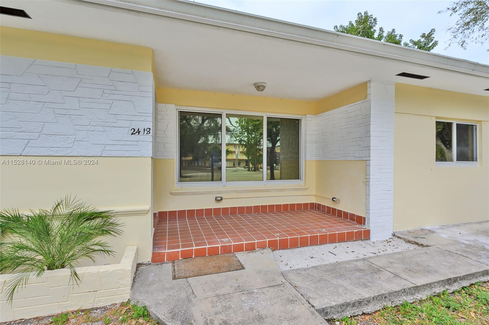 2481 NW 14th St, Miami, Florida 33125, 3 Bedrooms Bedrooms, ,2 BathroomsBathrooms,Residential,For Sale,2481 NW 14th St,A11528140