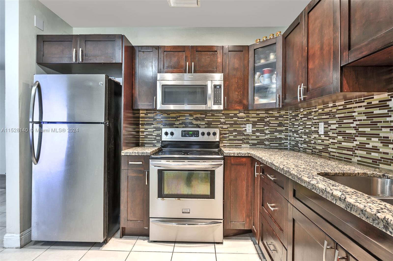 2481 NW 14th St, Miami, Florida 33125, 3 Bedrooms Bedrooms, ,2 BathroomsBathrooms,Residential,For Sale,2481 NW 14th St,A11528140