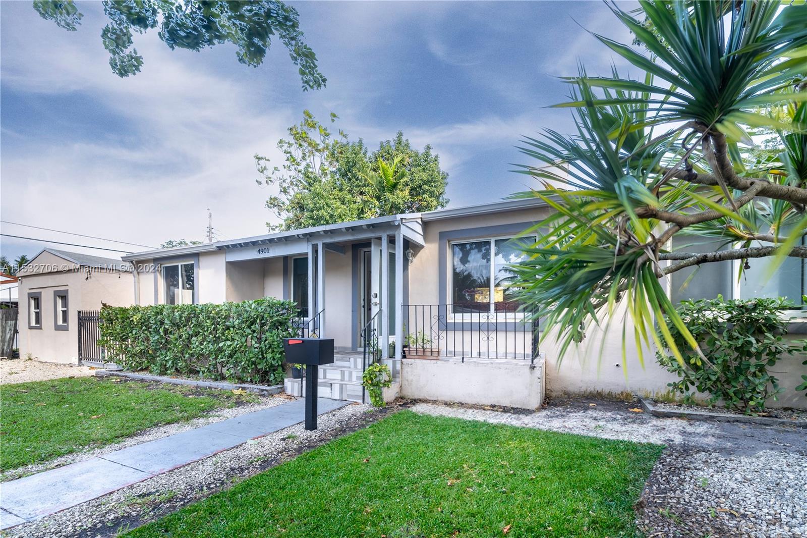 4901 NW 10th Ave, Miami, Florida 33127, 3 Bedrooms Bedrooms, ,1 BathroomBathrooms,Residentiallease,For Rent,4901 NW 10th Ave,A11532706