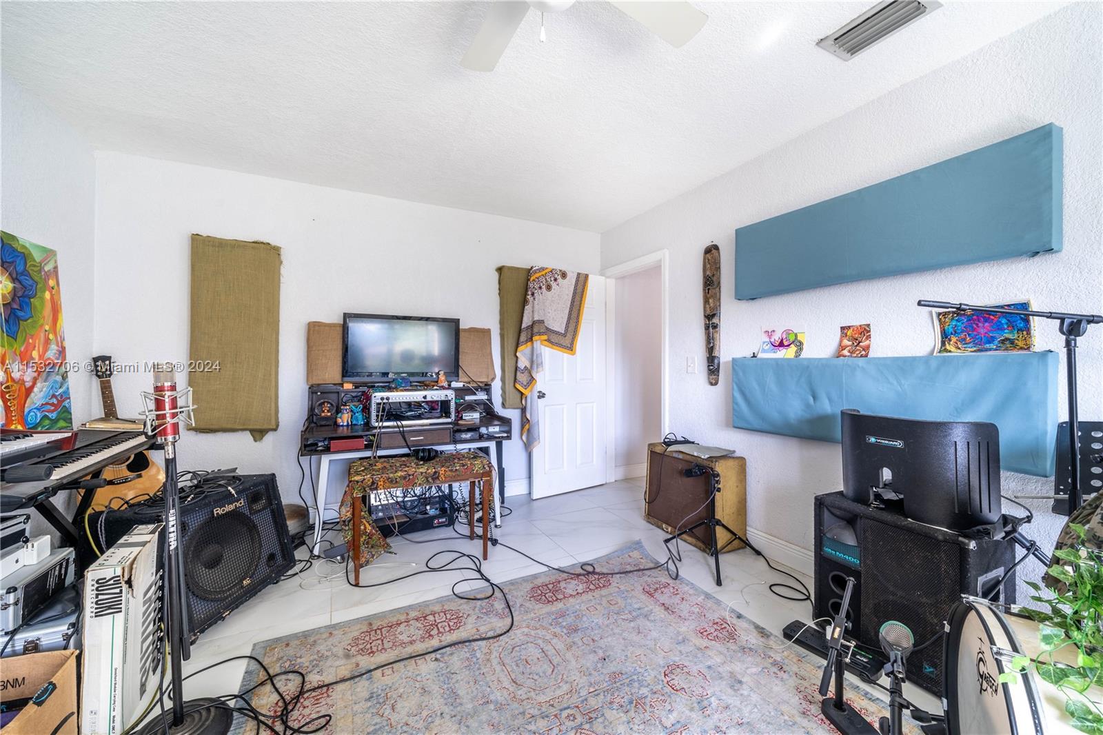 4901 NW 10th Ave, Miami, Florida 33127, 3 Bedrooms Bedrooms, ,1 BathroomBathrooms,Residentiallease,For Rent,4901 NW 10th Ave,A11532706