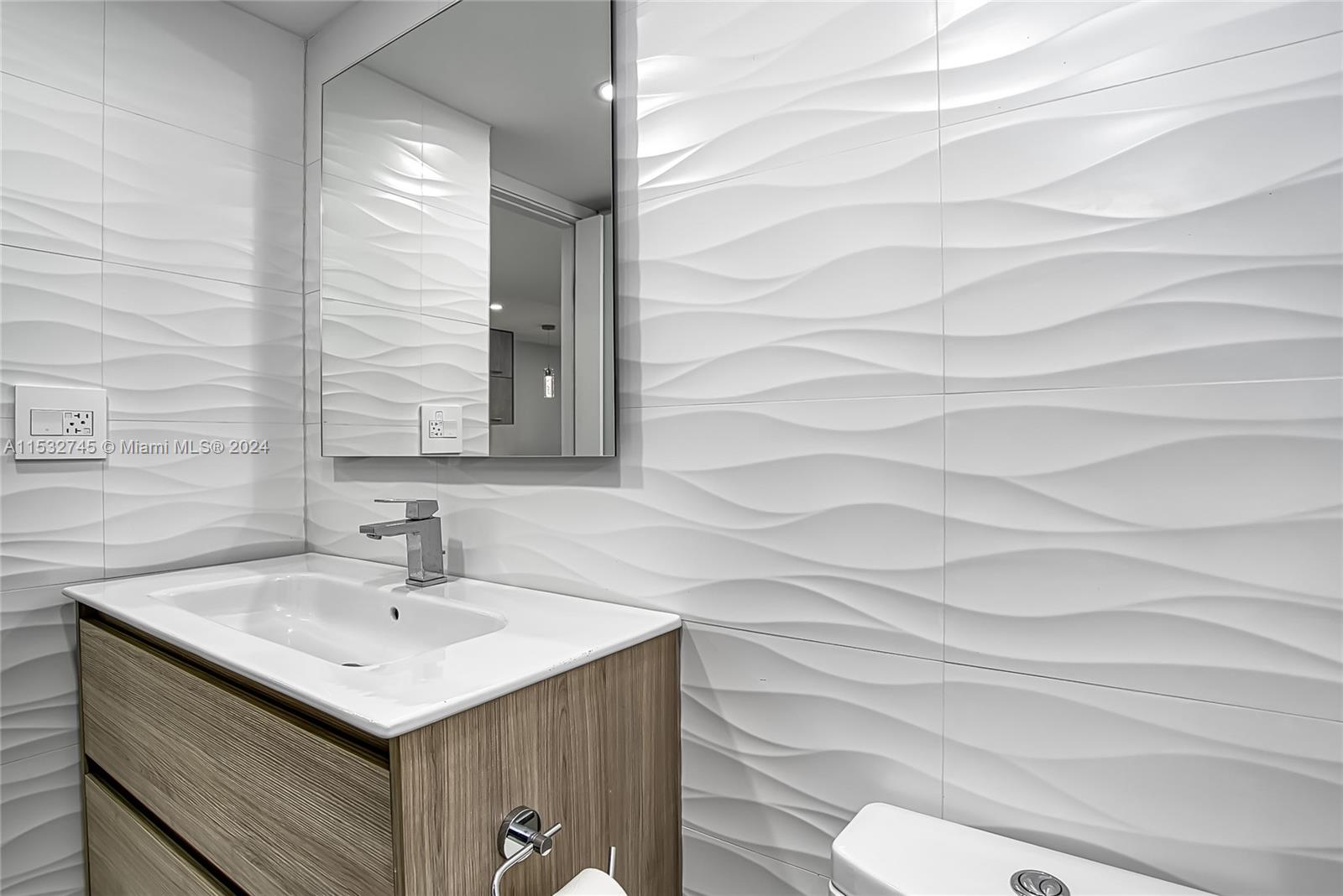 1849 S Ocean Dr 710, Hallandale Beach, Florida 33009, 1 Bedroom Bedrooms, ,1 BathroomBathrooms,Residential,For Sale,1849 S Ocean Dr 710,A11532745