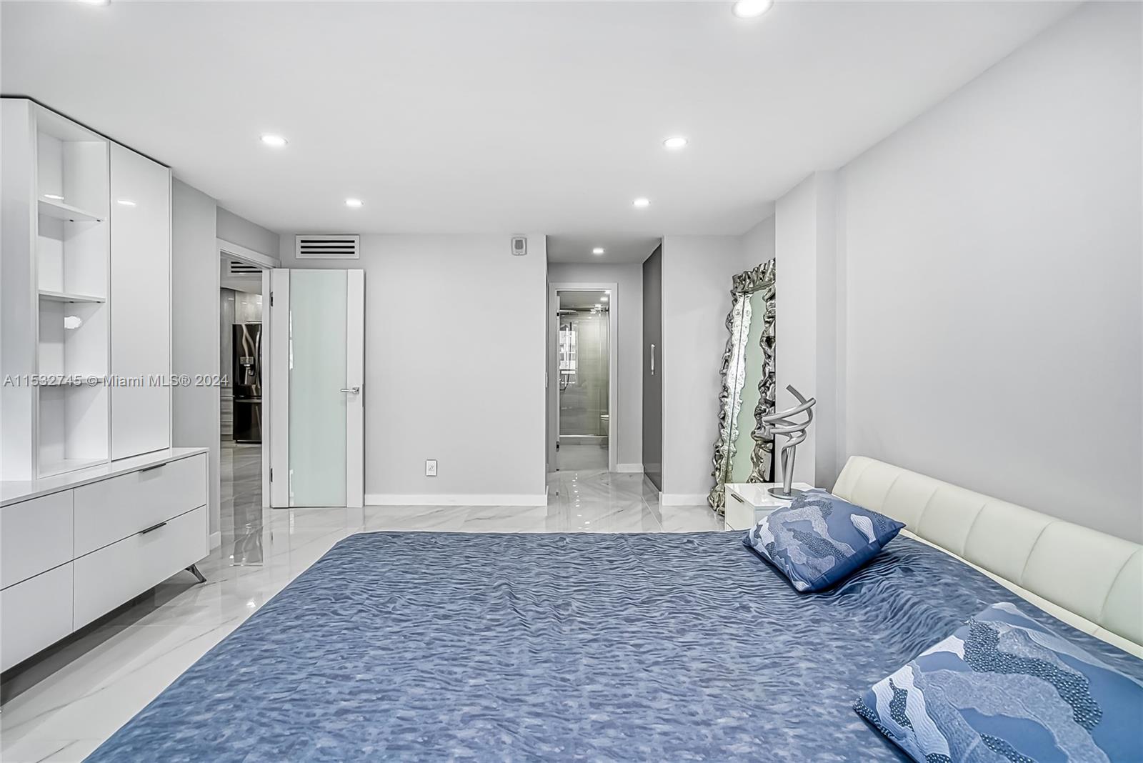 1849 S Ocean Dr 710, Hallandale Beach, Florida 33009, 1 Bedroom Bedrooms, ,1 BathroomBathrooms,Residential,For Sale,1849 S Ocean Dr 710,A11532745