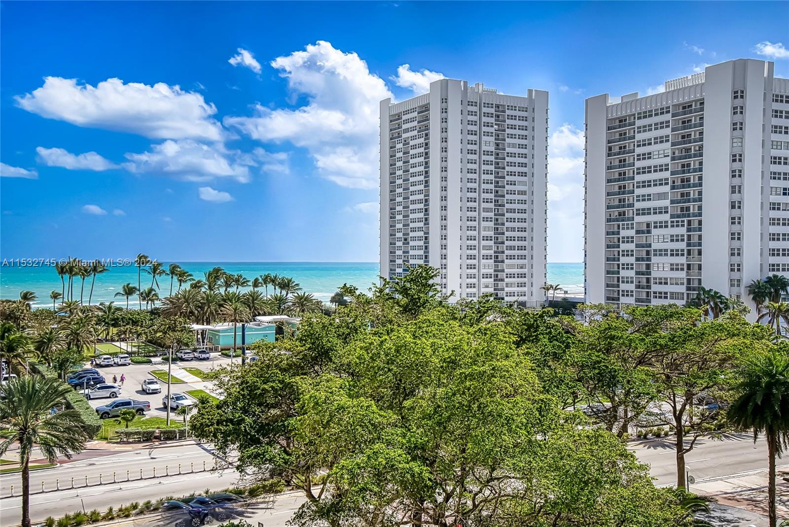 1849 S Ocean Dr 710, Hallandale Beach, Florida 33009, 1 Bedroom Bedrooms, ,1 BathroomBathrooms,Residential,For Sale,1849 S Ocean Dr 710,A11532745