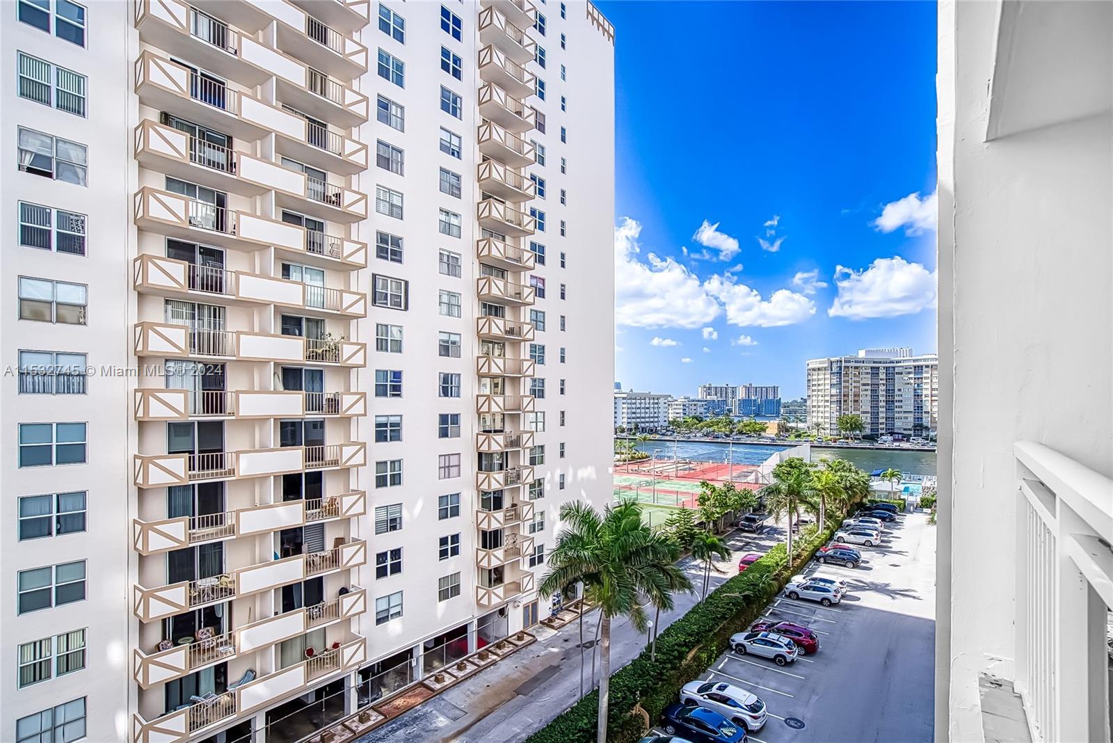 1849 S Ocean Dr 710, Hallandale Beach, Florida 33009, 1 Bedroom Bedrooms, ,1 BathroomBathrooms,Residential,For Sale,1849 S Ocean Dr 710,A11532745