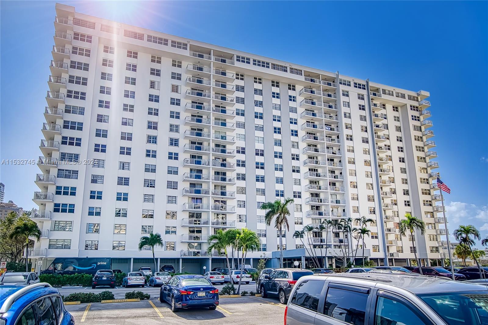 1849 S Ocean Dr 710, Hallandale Beach, Florida 33009, 1 Bedroom Bedrooms, ,1 BathroomBathrooms,Residential,For Sale,1849 S Ocean Dr 710,A11532745