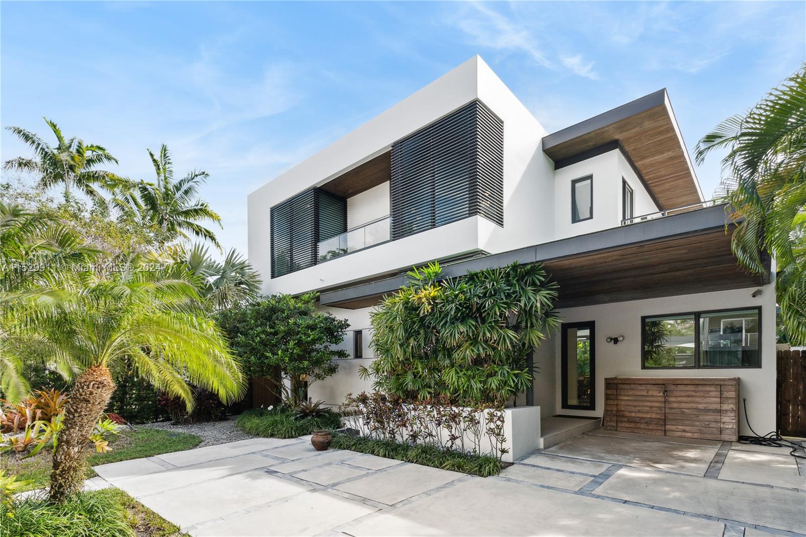 4060 Woodridge Rd, Miami, FL, 33133 United States, 4 Bedrooms Bedrooms, ,4 BathroomsBathrooms,Residential,For Sale,Woodridge Rd,A11529911