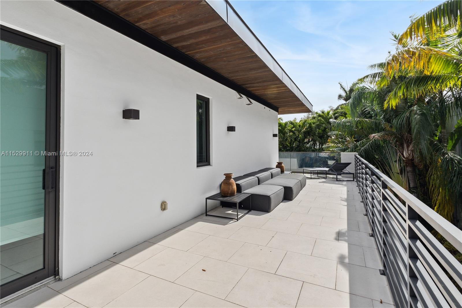 4060 Woodridge Rd, Miami, FL, 33133 United States, 4 Bedrooms Bedrooms, ,4 BathroomsBathrooms,Residential,For Sale,Woodridge Rd,A11529911