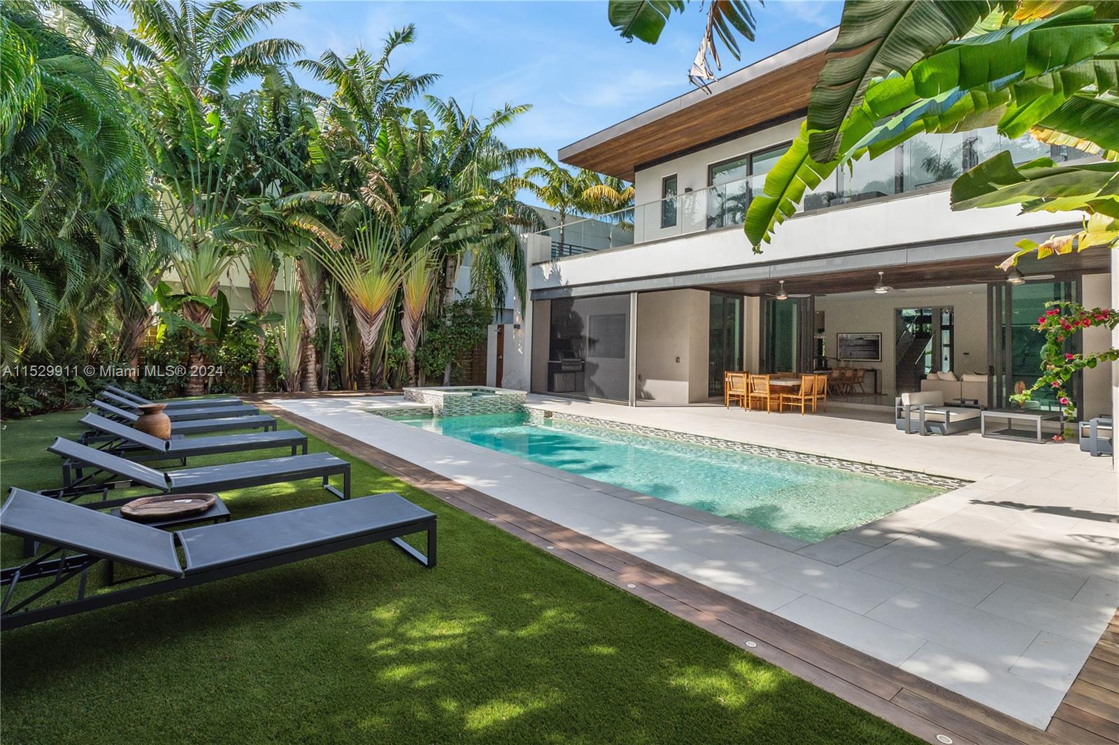 4060 Woodridge Rd, Miami, FL, 33133 United States, 4 Bedrooms Bedrooms, ,4 BathroomsBathrooms,Residential,For Sale,Woodridge Rd,A11529911