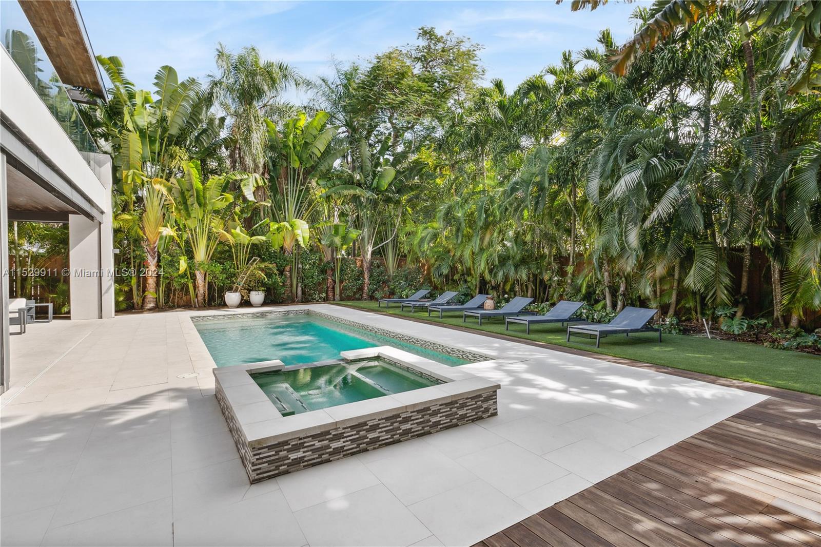 4060 Woodridge Rd, Miami, FL, 33133 United States, 4 Bedrooms Bedrooms, ,4 BathroomsBathrooms,Residential,For Sale,Woodridge Rd,A11529911