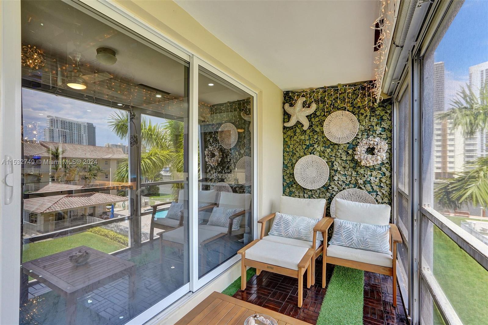 2600 Diana Dr 320, Hallandale Beach, Florida 33009, 1 Bedroom Bedrooms, ,2 BathroomsBathrooms,Residentiallease,For Rent,2600 Diana Dr 320,A11532749