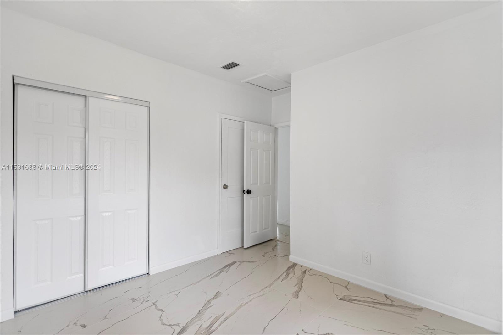 988 NW 10th St, Hallandale Beach, Florida 33009, 3 Bedrooms Bedrooms, ,2 BathroomsBathrooms,Residential,For Sale,988 NW 10th St,A11531638