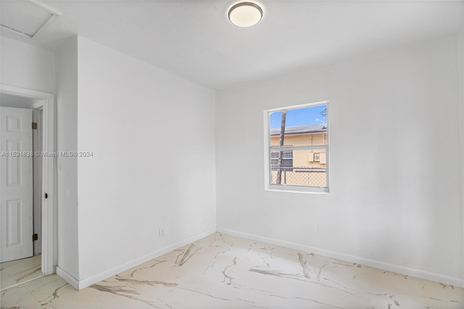 988 NW 10th St, Hallandale Beach, Florida 33009, 3 Bedrooms Bedrooms, ,2 BathroomsBathrooms,Residential,For Sale,988 NW 10th St,A11531638