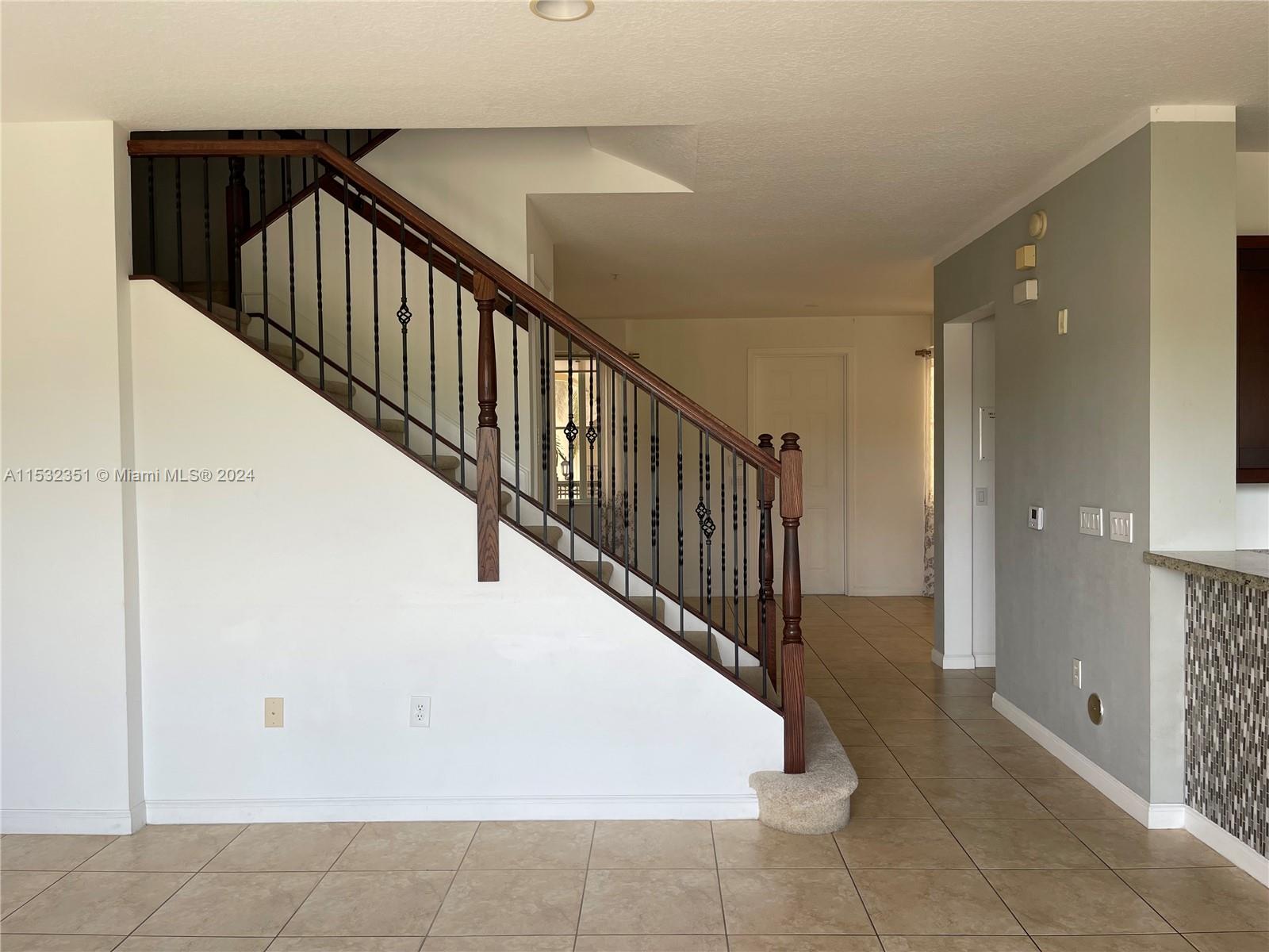3055 NW 126 Avenue 305, Sunrise, Florida 33323, 3 Bedrooms Bedrooms, ,2 BathroomsBathrooms,Residentiallease,For Rent,3055 NW 126 Avenue 305,A11532351