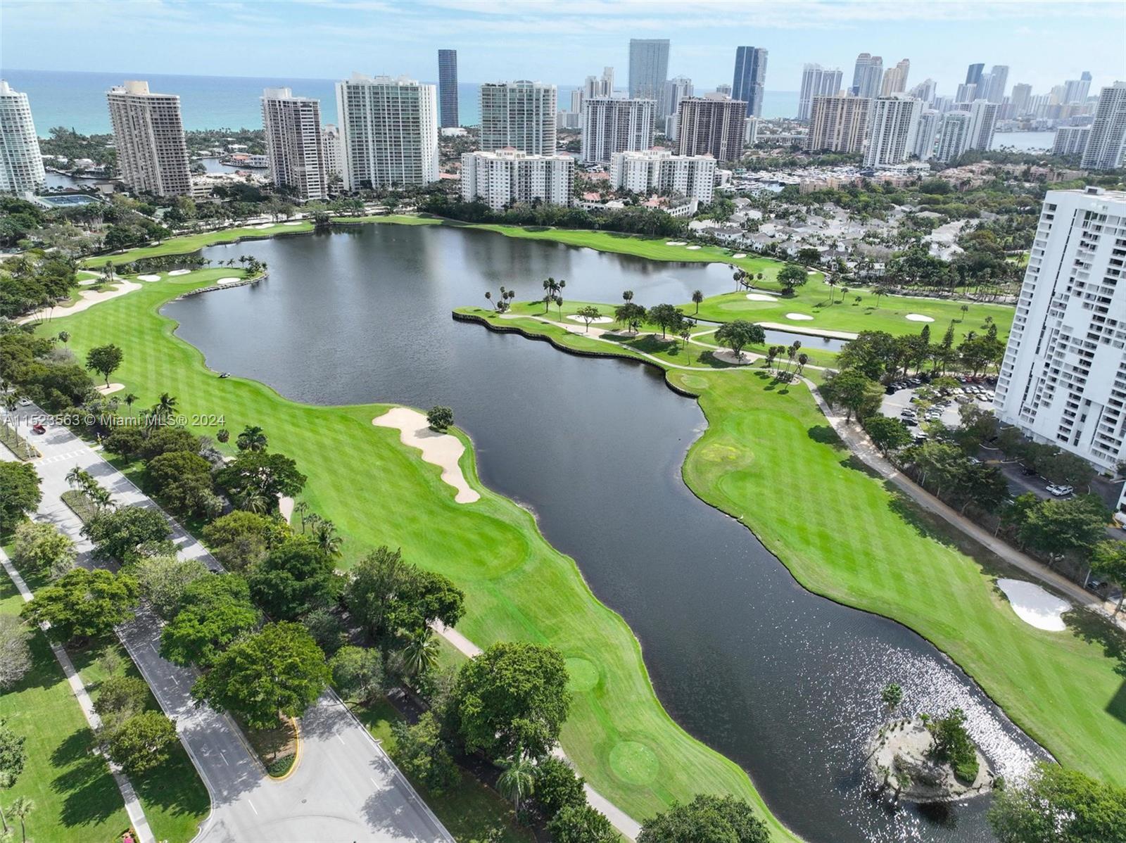 3475 N Country Club Dr 709, Aventura, Florida 33180, 1 Bedroom Bedrooms, ,1 BathroomBathrooms,Residential,For Sale,3475 N Country Club Dr 709,A11523563