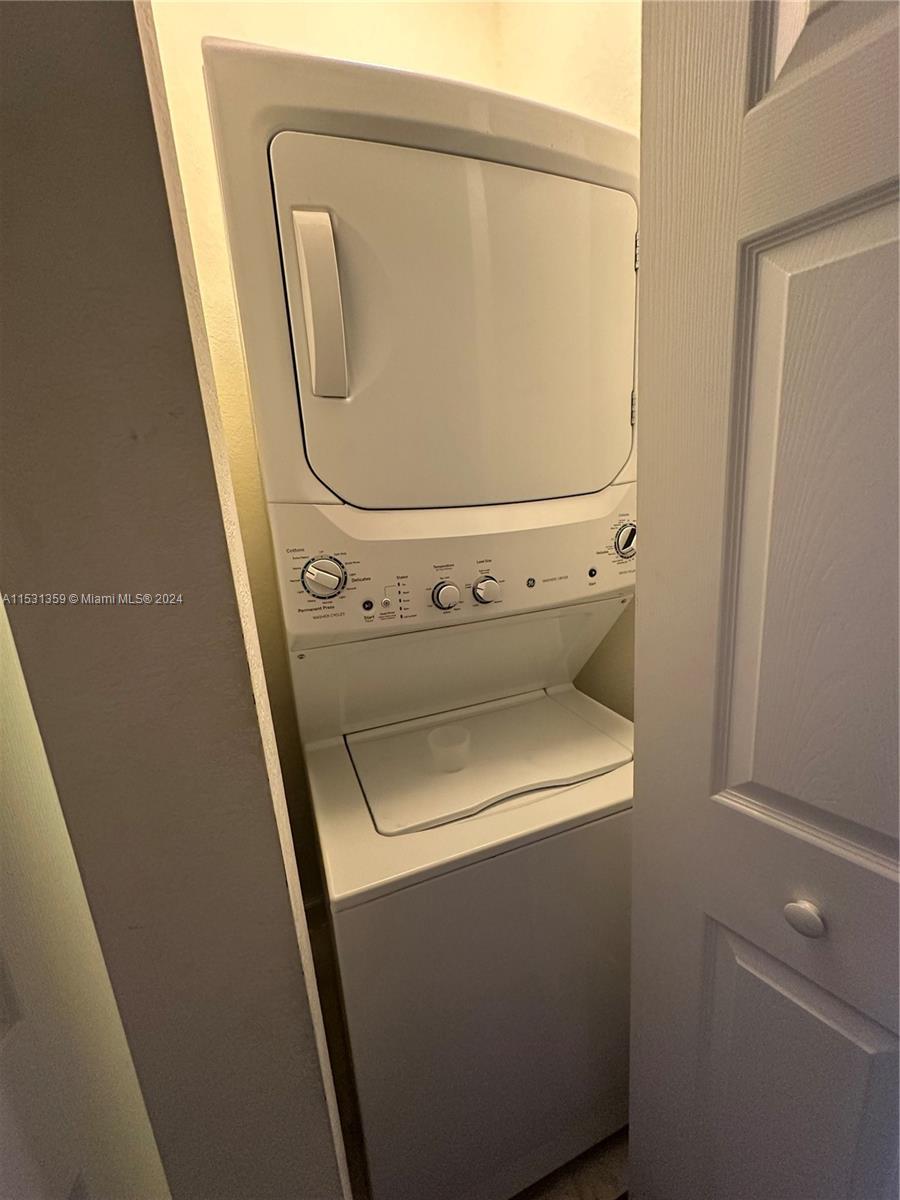 11416 SW 250th St 11416, Homestead, Florida 33032, 3 Bedrooms Bedrooms, ,2 BathroomsBathrooms,Residentiallease,For Rent,11416 SW 250th St 11416,A11531359