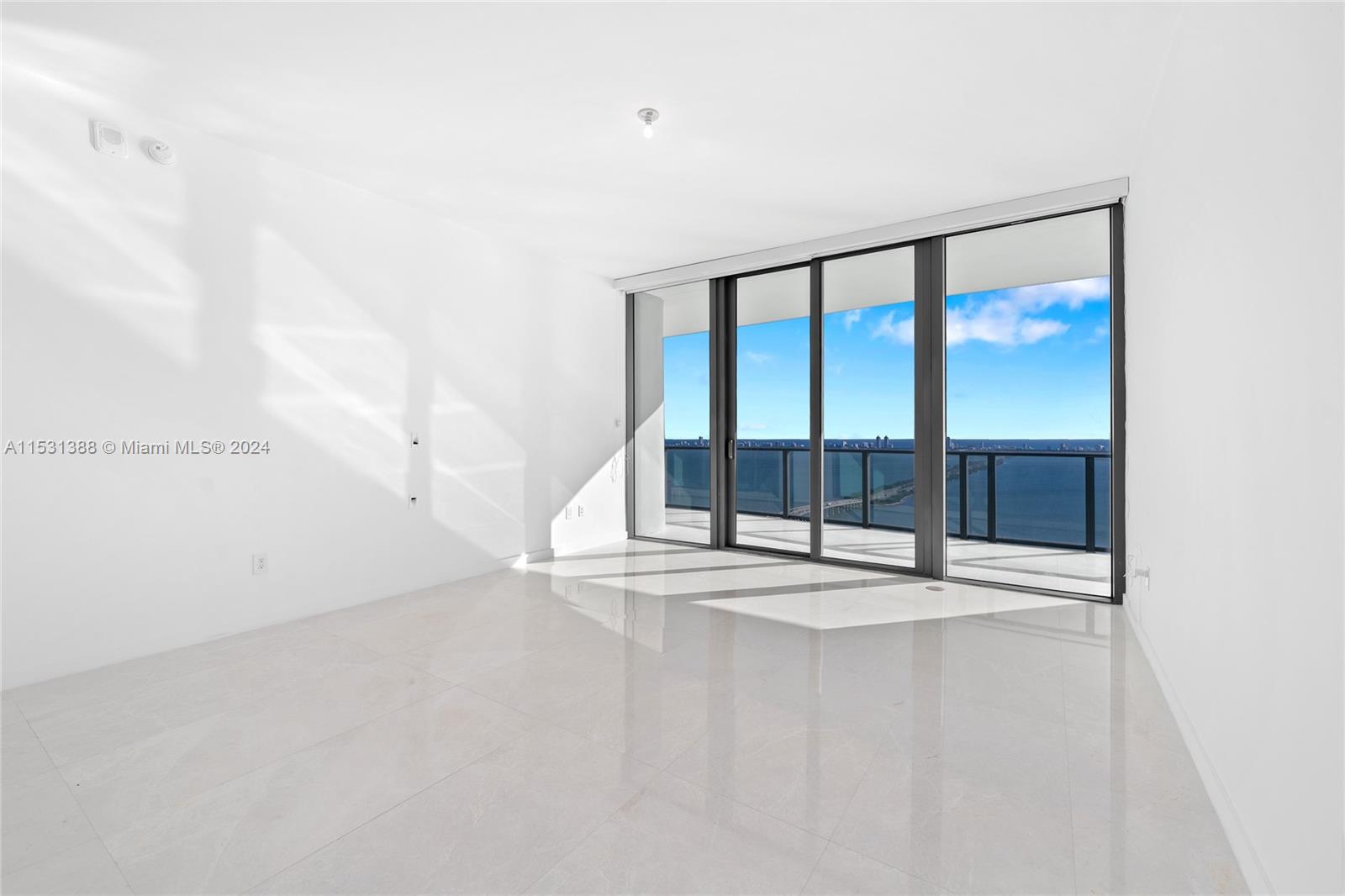 3131 NE 7th Ave PH5003, Miami, Florida 33137, 4 Bedrooms Bedrooms, 8 Rooms Rooms,5 BathroomsBathrooms,Residential,For Sale,3131 NE 7th Ave PH5003,A11531388