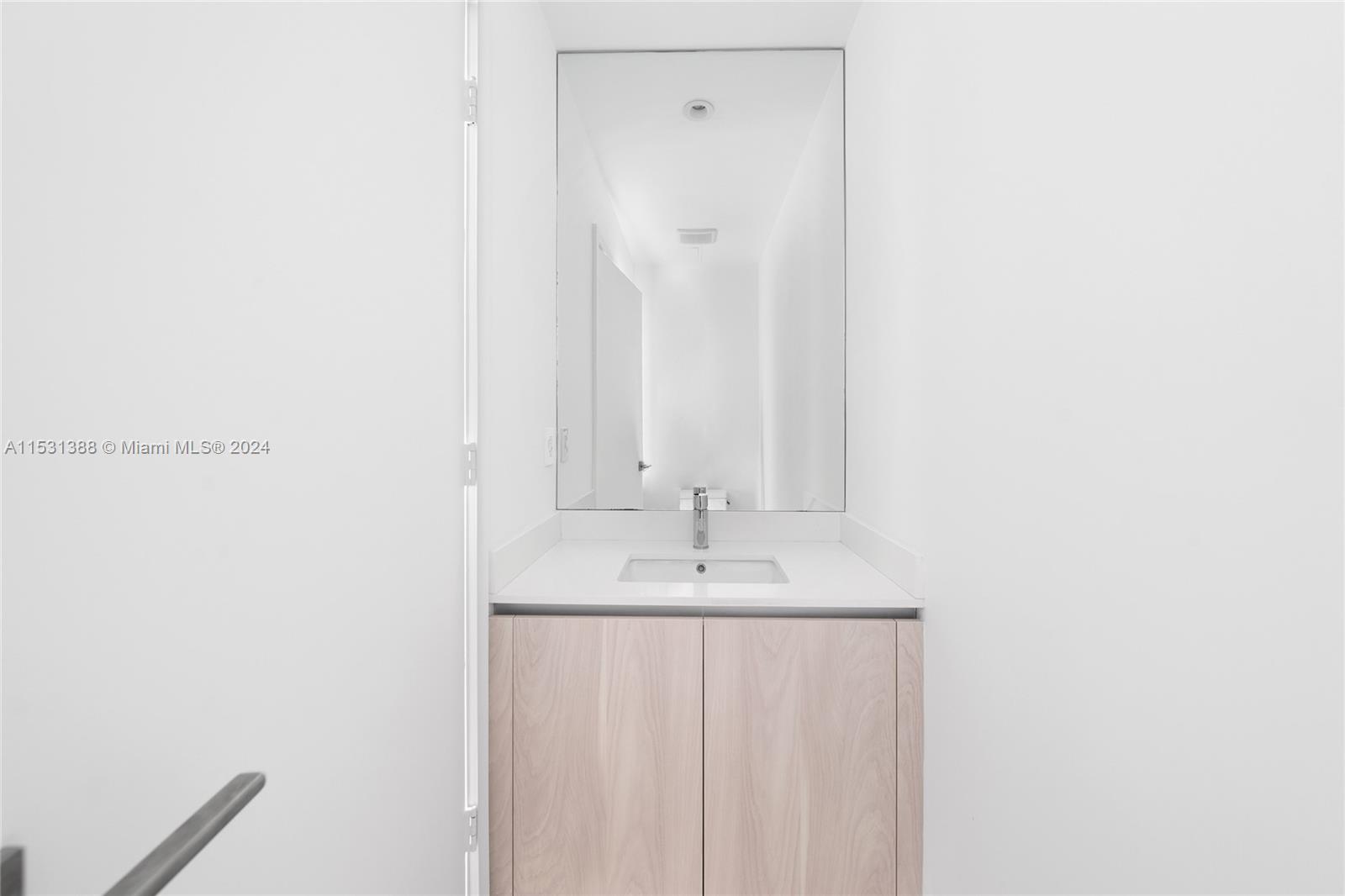 3131 NE 7th Ave PH5003, Miami, Florida 33137, 4 Bedrooms Bedrooms, 8 Rooms Rooms,5 BathroomsBathrooms,Residential,For Sale,3131 NE 7th Ave PH5003,A11531388