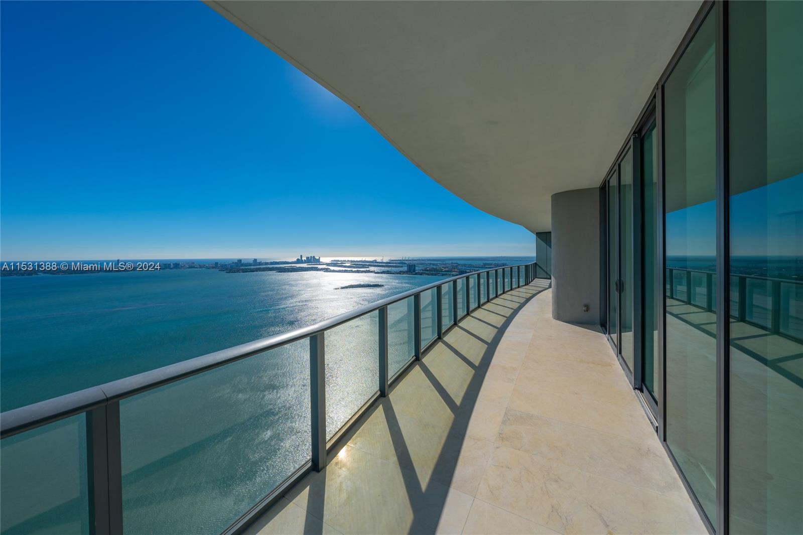 3131 NE 7th Ave PH5003, Miami, Florida 33137, 4 Bedrooms Bedrooms, 8 Rooms Rooms,5 BathroomsBathrooms,Residential,For Sale,3131 NE 7th Ave PH5003,A11531388