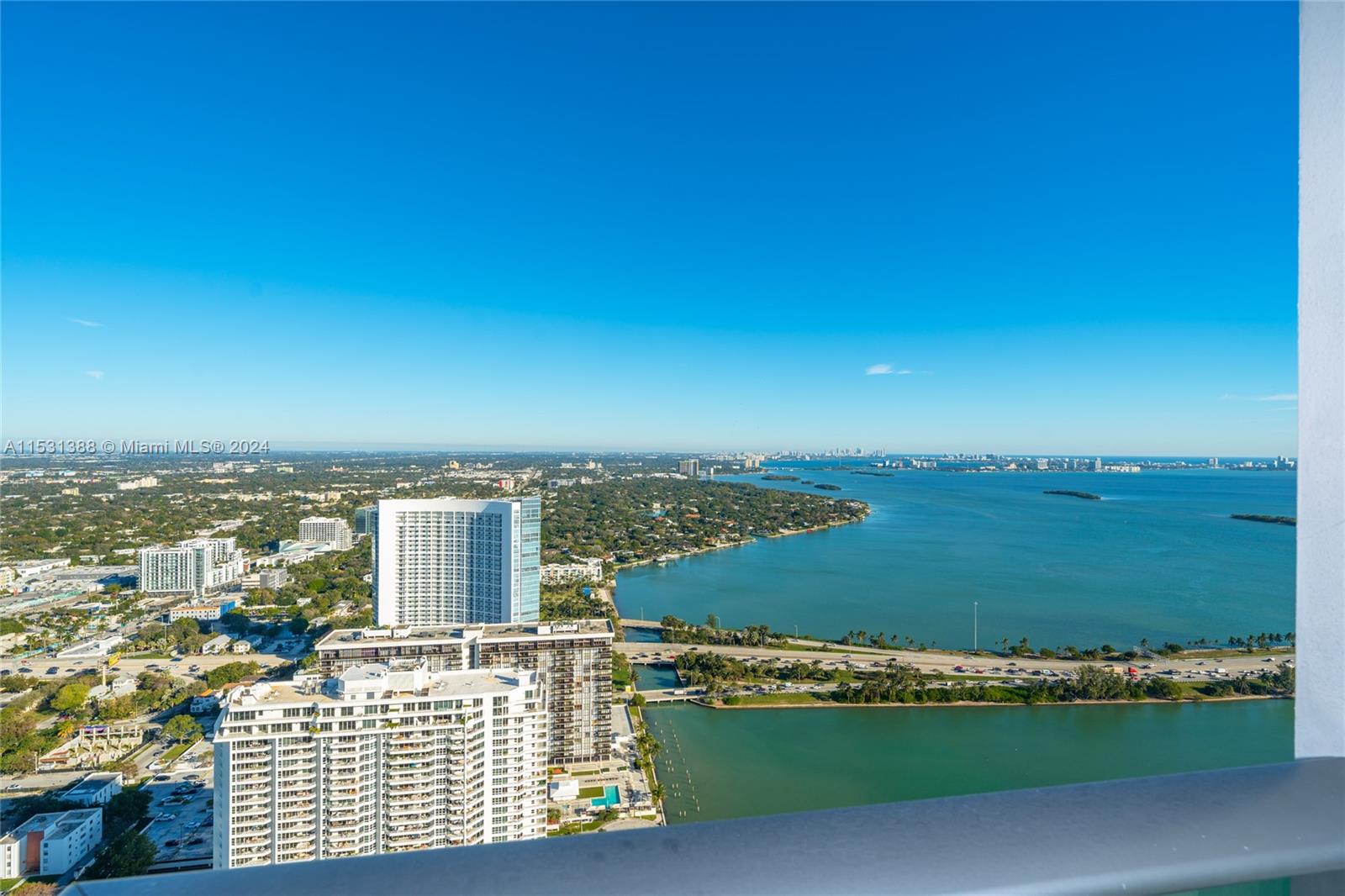 3131 NE 7th Ave PH5003, Miami, Florida 33137, 4 Bedrooms Bedrooms, 8 Rooms Rooms,5 BathroomsBathrooms,Residential,For Sale,3131 NE 7th Ave PH5003,A11531388