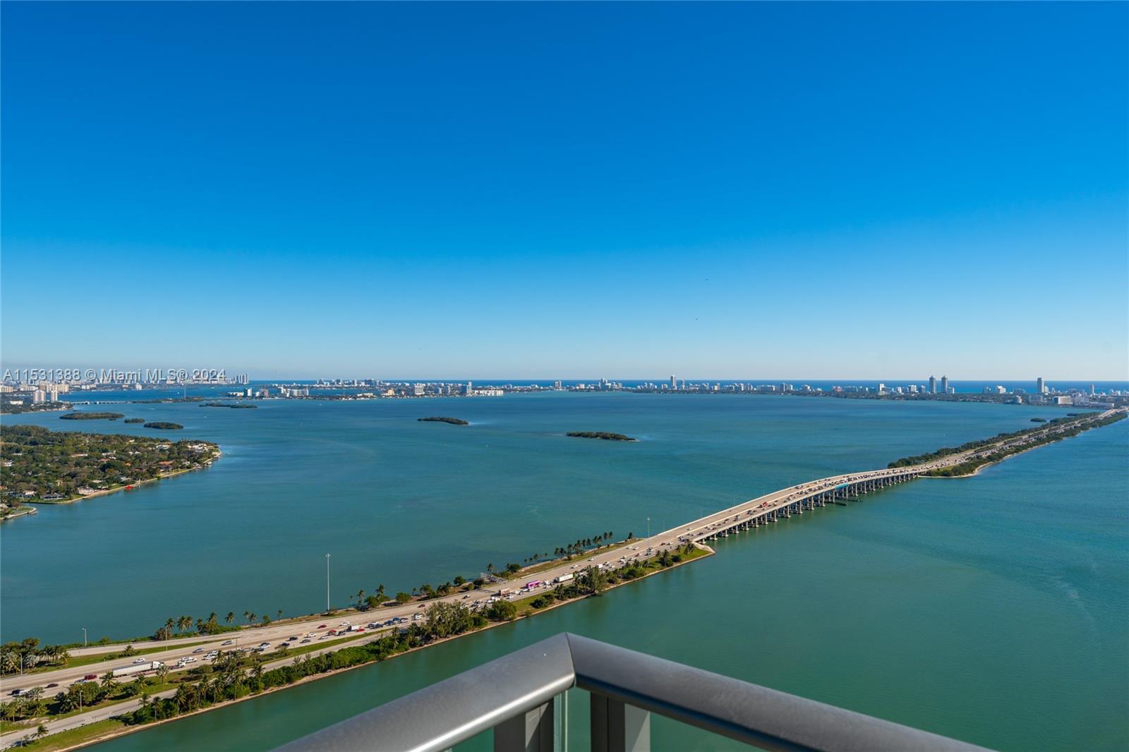 3131 NE 7th Ave PH5003, Miami, Florida 33137, 4 Bedrooms Bedrooms, 8 Rooms Rooms,5 BathroomsBathrooms,Residential,For Sale,3131 NE 7th Ave PH5003,A11531388