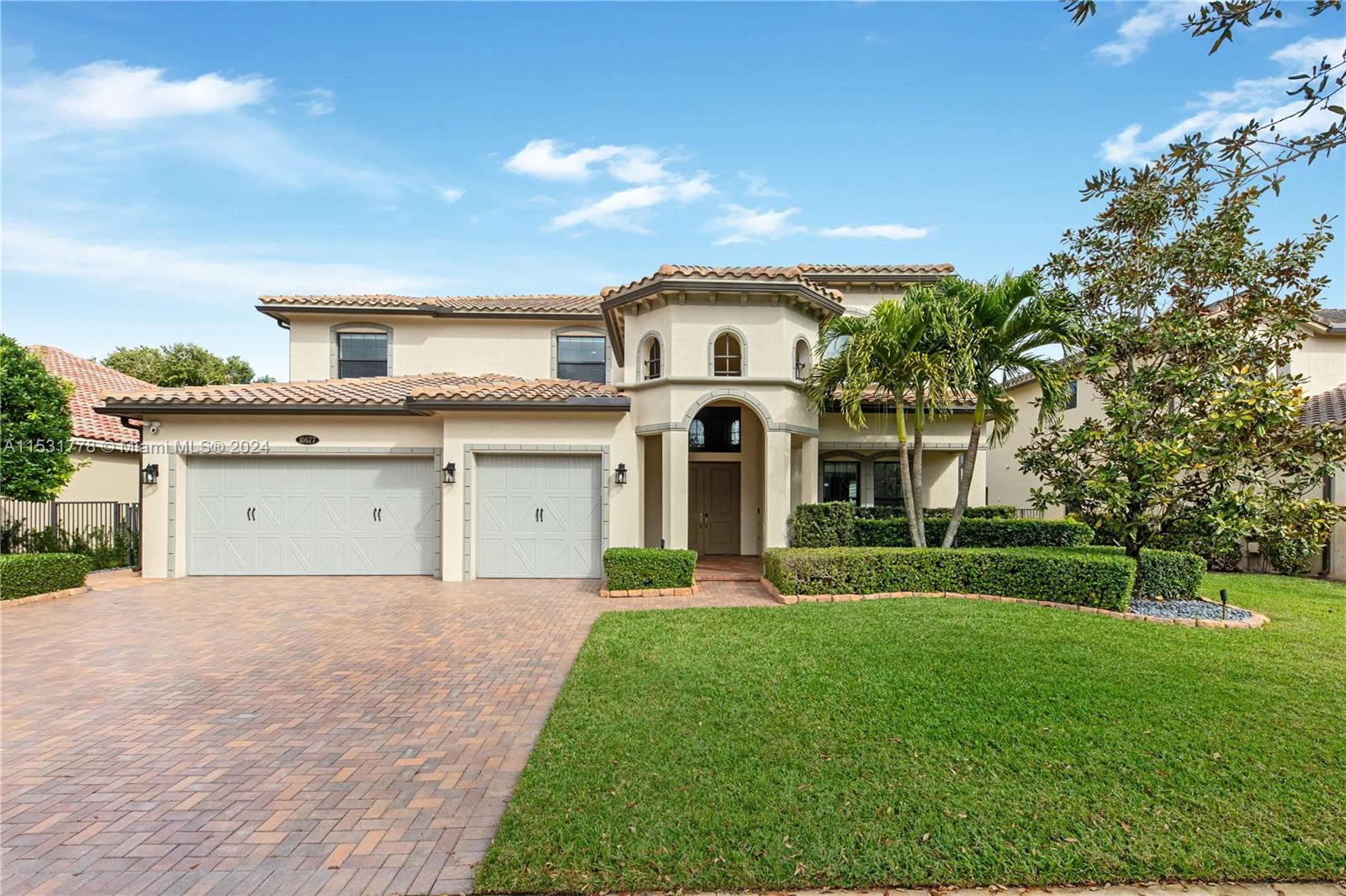 10677 SW 55th St  For Sale A11531778, FL