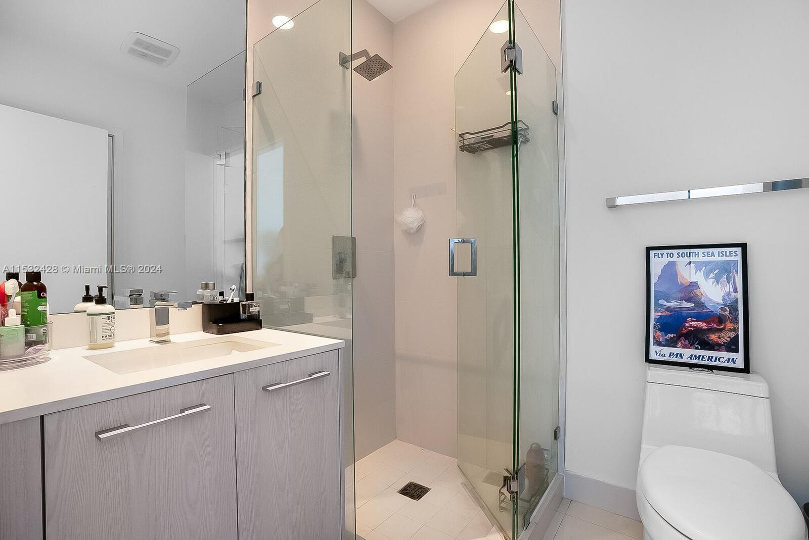 45 SW 9th St 4403, Miami, Florida 33130, 3 Bedrooms Bedrooms, ,3 BathroomsBathrooms,Residential,For Sale,45 SW 9th St 4403,A11532428