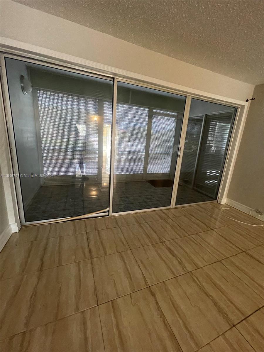 661 University Dr, Pembroke Pines, FL, 33024 United States, 1 Bedroom Bedrooms, ,1 BathroomBathrooms,Residential,For Sale,University Dr,A11519794