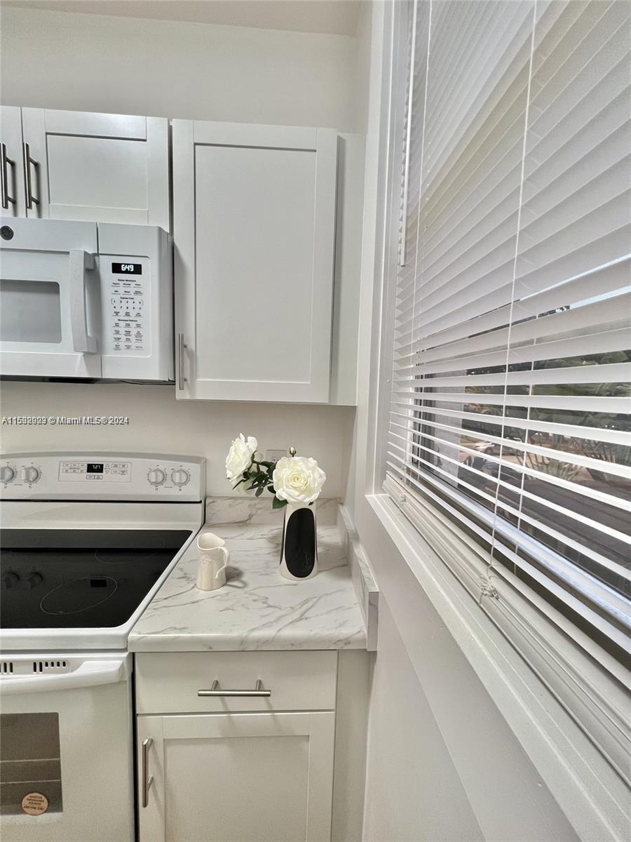 114 Antilla Ave, Coral Gables, Florida 33134, ,Commercialsale,For Sale,114 Antilla Ave,A11532923