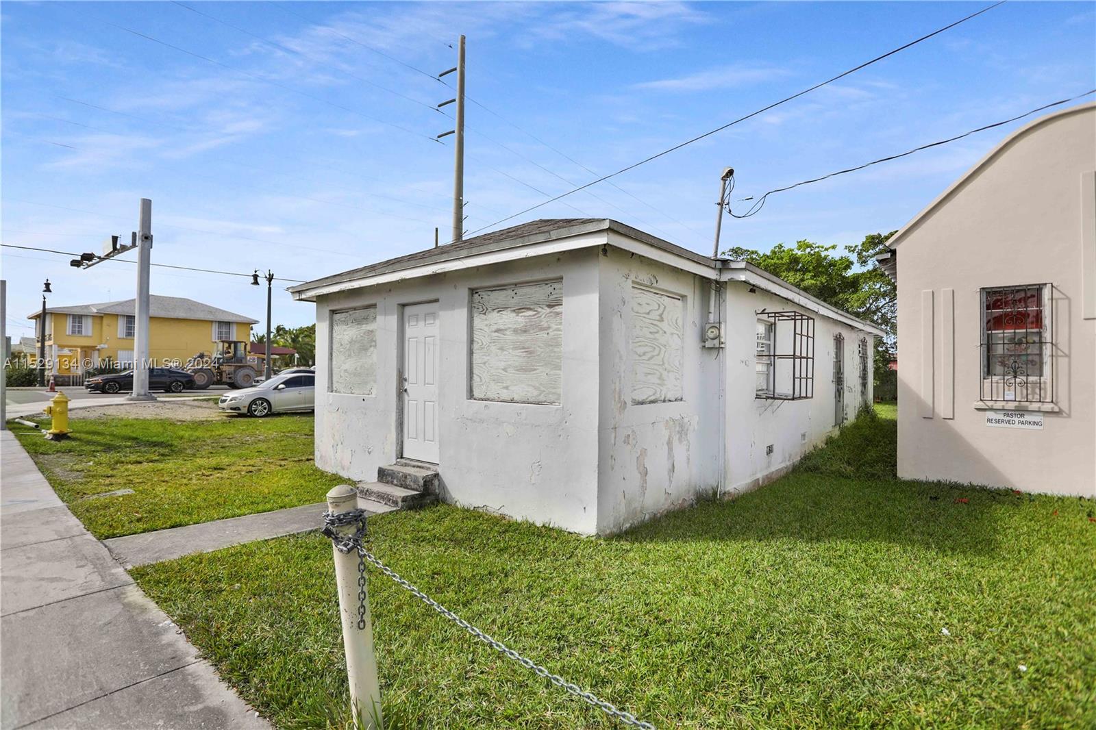 738 SW 6th Ave, Homestead, Florida 33030, 2 Bedrooms Bedrooms, ,1 BathroomBathrooms,Residential,For Sale,738 SW 6th Ave,A11529134