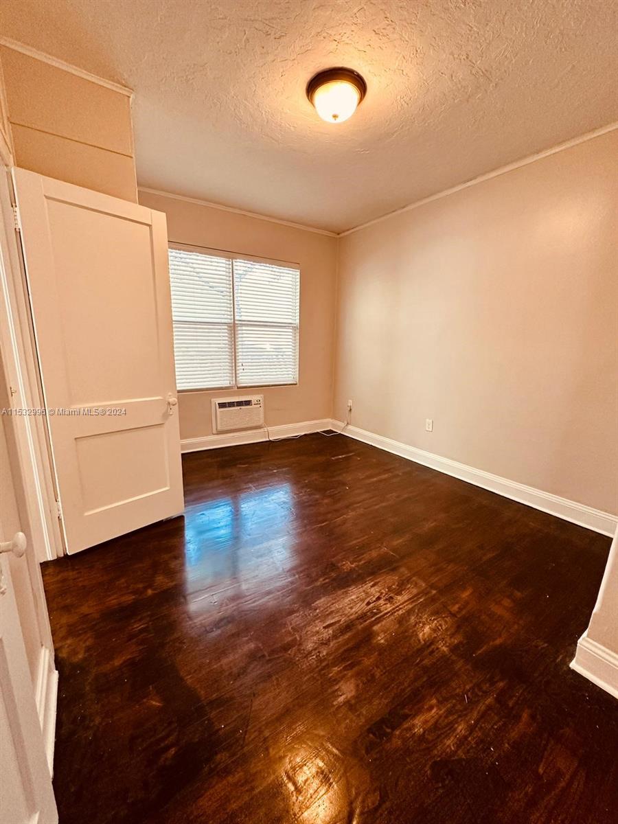 344 Mendoza Ave 3, Miami, Florida 33134, 1 Bedroom Bedrooms, ,1 BathroomBathrooms,Residentiallease,For Rent,344 Mendoza Ave 3,A11532996