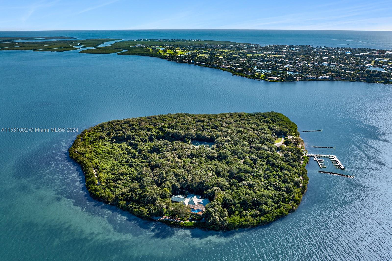 10 Cannon Point, Key Largo, FL, 33037 United States, 12 Bedrooms Bedrooms, ,12 BathroomsBathrooms,Residential,For Sale,Cannon Point,A11531002